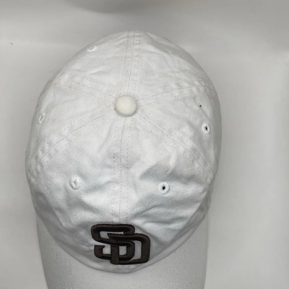 San Diego‎ Padres White Dye 47 Brand Clean Up Strapback VGC Cotton Cleaned